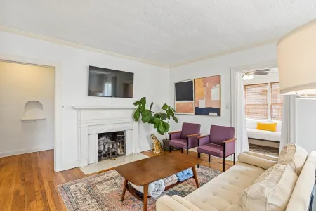 Vulcan View Cottage Отели рядом с достопримечательностью «Amtrak - Birmingham»