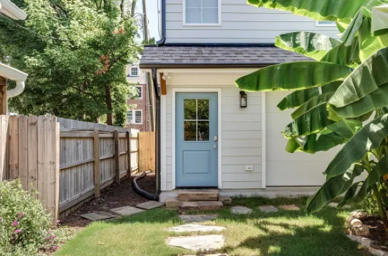 Village View- walkable to NC State & Cameron Village -Pet Friendly