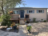 Cozy basement apartment close to Denver downtown.