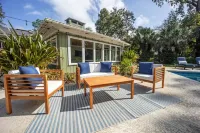 Spacious Pool Home 3 Miles to UF!