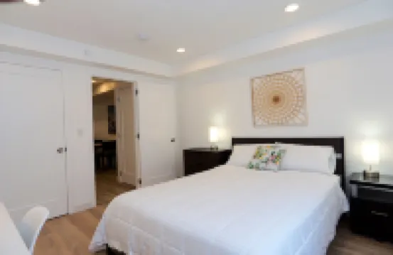 Modern Cozy Beach Getaway w/ Deck + Parking -- 604 #1