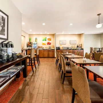 Quality Inn & Suites University Fort Collins