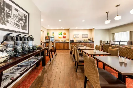 Quality Inn & Suites University Fort Collins