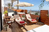 FINCA LA CASITA - LANZAROTE. PRIVTE SAUNA AND PRIVATE JACUZZI. POOL.WIFI.GOLF