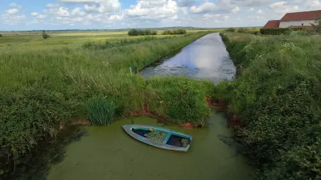 Studio Campagne Avec Jardin. Plages du Débarquement à 20min - Dday - Utah Beach Отели в г. Манш