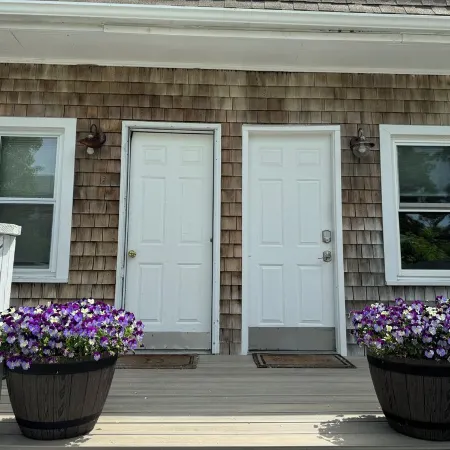 LOCATION! Waterfront Retreat in historic downtown Plymouth Отели рядом с достопримечательностью «Plymouth Mayflower»