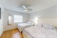 Waterfront home with direct gulf access Hotels in Hernando Beach