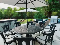 HOT TUB and SAUNA at 'CHIC HIDEAWAY''  Paw Paw Lake Golf club across the street