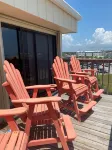 Ocean Front Condo Just Steps to the Beach -Maximum 6 night stay only.