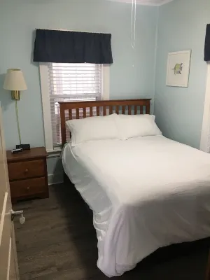 Door to Shore in 60 Steps -Short Walk to Pier-Patio-Grills-2nd Floor-7B