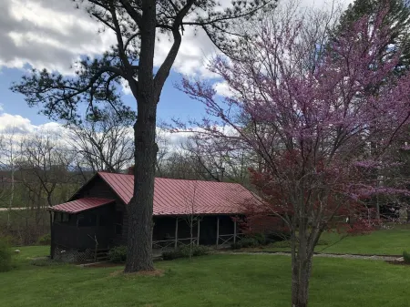 Cabell Cottage Offers The Perfect Getaway.