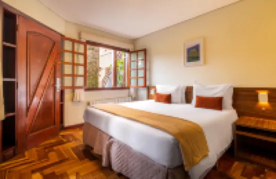 포우사다 캄푸스 데 프로벤시 캄푸스 두 조르당 엘리펀트 힐 주변 호텔