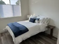 Centrally located, newly remodeled apartment - Unit C
