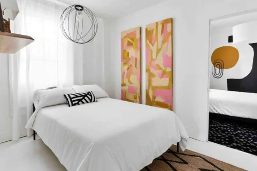 Fox at Fourth Street Walk to downtown Chico