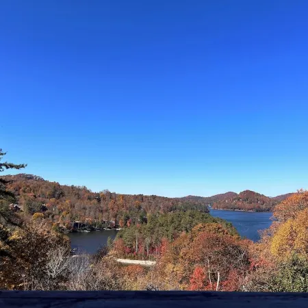 SPARKLING WATERS RETREAT!! BIG Lake Glenville, lake and mtn views!CLOSE TO TOWN