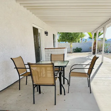 Casa Feliz is minutes from Colorado River, Oatman, Casinos, Laughlin.