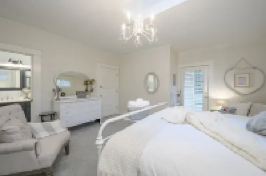 Beautiful Wine Country Escape Hotels in Carlton