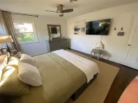 Friday Fowls Cottage - Sauna - Hot Tub - Fire Pit - Golf - Lake - Beach - Winery