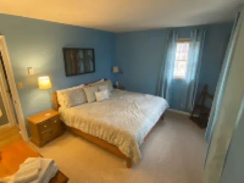 Lakefront, Wooded, & Secluded Home - Family Dogs Welcome. 加勒特縣酒店