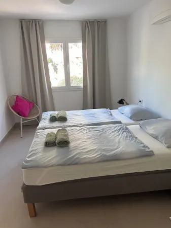 House by the sea, private pool, sea view, roof terrace, air conditioning, WLAN, sep. Studio Отели рядом с достопримечательностью «Castillo de Santueri»