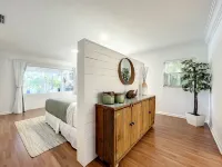 Waterfront Oasis - King Beds • 10min Walk to Beach - Jacuzzi