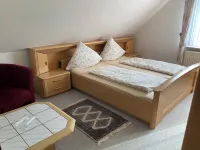 Beautiful Vacation Apartment Lütje Campen in East Frisia with Dog Near the Lighthouse Hotels in Krummhorn