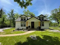 Knoxville and Smoky Mtn Riverside Retreat on the Holston with a beautiful view Hotels near Union Baptist Church