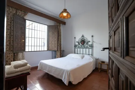 Preciosa Casa Rural con Gran Piscina en la Campiña de Jaén