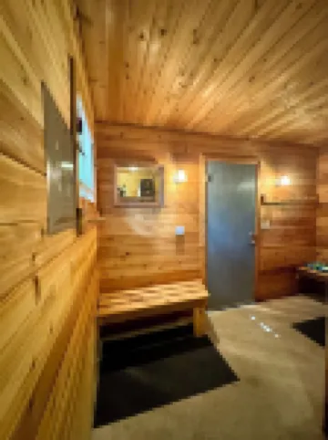SandRiver Cabin -Relax on the mouth of the SandRiver with views of Lake Superior
