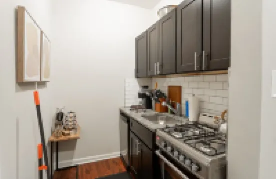 Chic and Cozy Getaway near Loyola Park