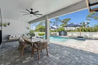 現代綠洲埃斯特羅灣度假屋-靜謐棲居，為優選度假體驗而設 - 泳池