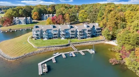 Walkout waterfront condo located in Bernard's Landing at Smith Mountain Lake!