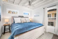 Renovated Beach Cottage + Offstreet Parking + 1 Block to Beach! Hotels near Lucy the Elephant