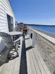 Private Beachfront Cottage in Portsmouth, RI