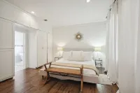 2-bedroom cottage, just a short walk to Lake Pontchartrain