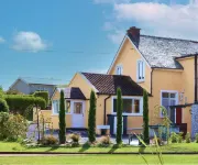 B&B and Self Catering Mon Petit Cottage Hotels in Enniscorthy