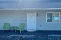 Our Boatyard Loft and Suites Unit A
