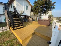 Private Heated Pool and Hot Tub, across the street from the ocean!