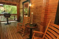 Hugs & Kisses #24 - Charming & Clean Log Cabin!