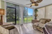 2BR Comfortable Condo with Easy Beach Access