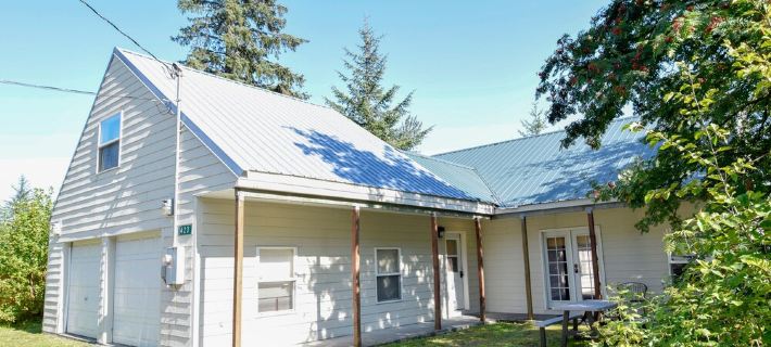 Perfect Location, Comfortable & Convenient for a long-term stay w/two bedrooms Hotels in Seward