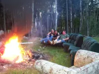Large private luxury home with outdoor hot tub レーンジリーのホテル