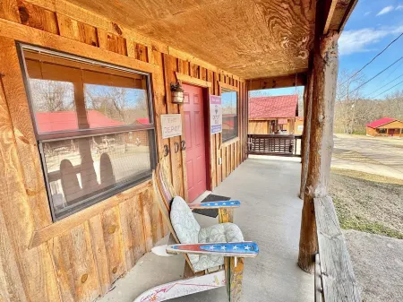 Sylamore Depot Cabin # 302 Отели в г. Маунтин-Вью