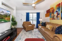 Charming 2-bedroom townhome with WiFi, AC in Enchanting Killeen Hotels in Killeen