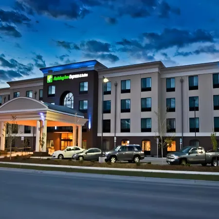 Holiday Inn Express & Suites MISSOULA NORTHWEST by IHG