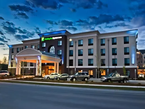 Holiday Inn Express & Suites MISSOULA NORTHWEST by IHG