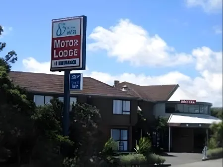 83 by the Sea Motor Lodge Отели в г. Ловер Хатт
