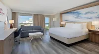 Crowne Plaza Melbourne-Oceanfront Hotels near Lagoon Park
