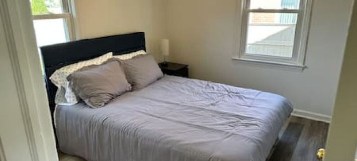 YSU、展覽場地度假屋，可住8人、Wi‑Fi、EV1、Remote 馬霍寧縣住宿飯店
