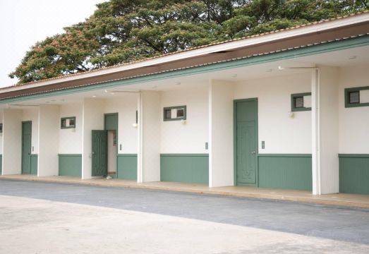 1. 스카이 뷰 리조..